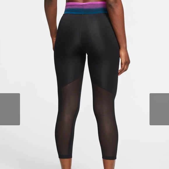 Nike High Waisted Pro Dri-Fit 7/8 Tight Leggings - Picture 3 of 12